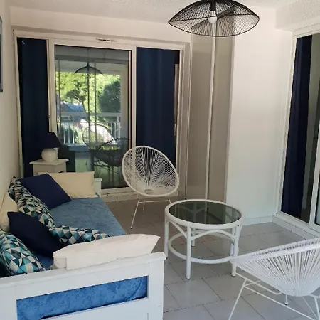 Superbe Cosy Vue Pieds Dans L'eau * Cavalaire-sur-Mer